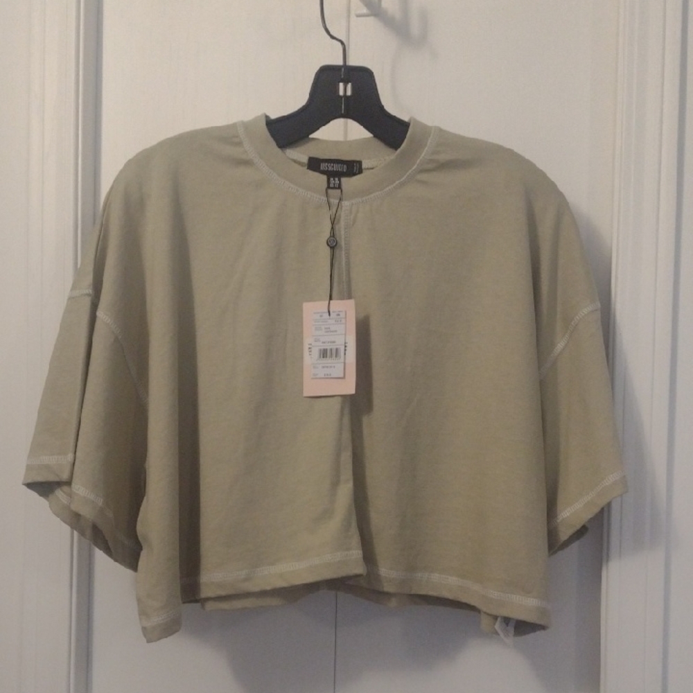 Missguided + Green Boxy Crop T-Shirt